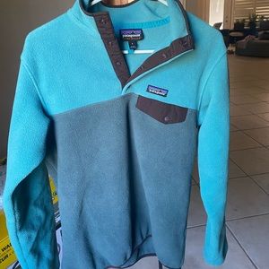 NWOT blue color lock Patagonia
